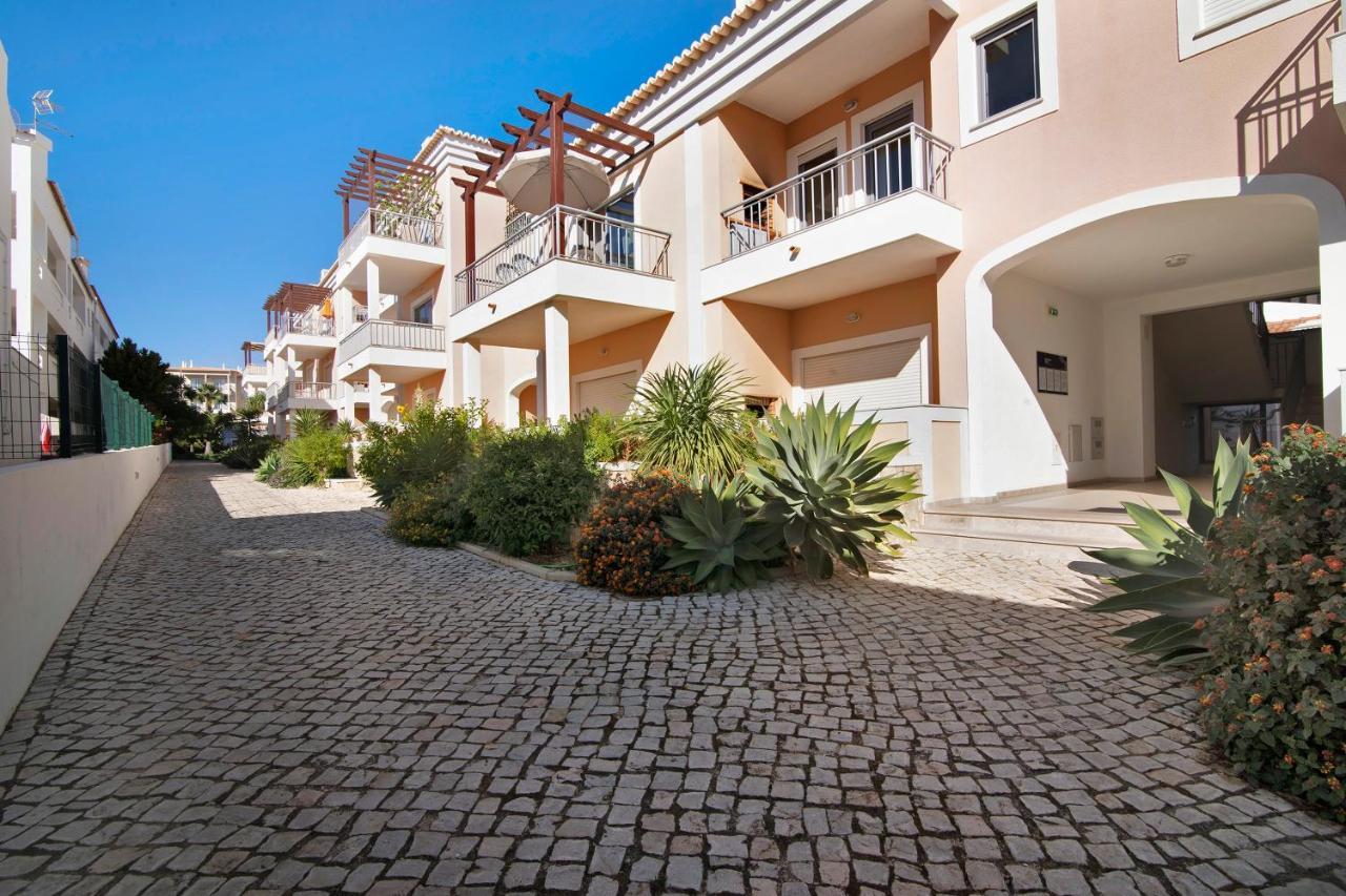 Apartamento Agua Brisa Αλμπουφέιρα Εξωτερικό φωτογραφία